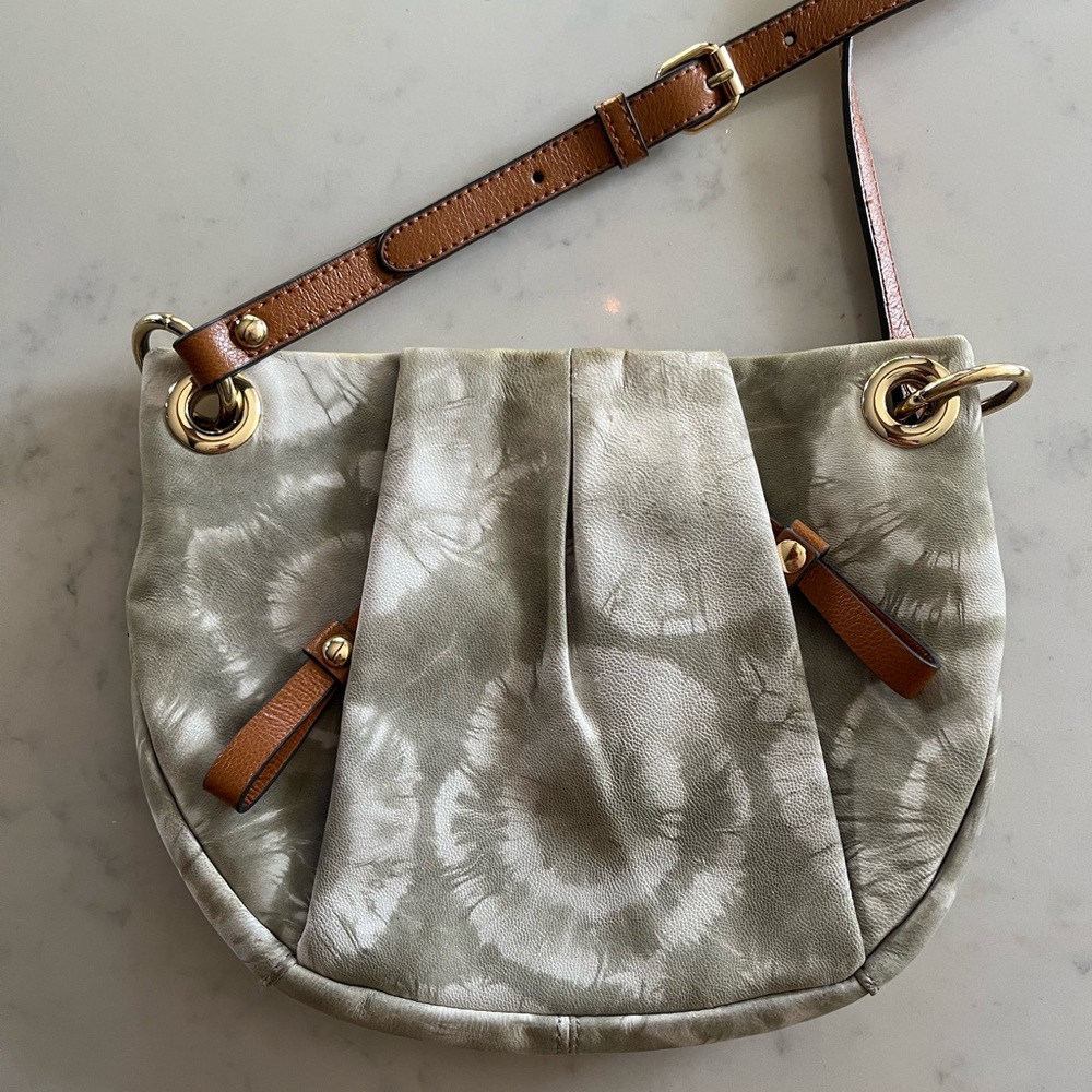 Vince Camuto 💯 leather purse